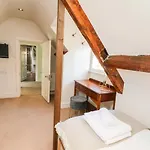 Stewart House بيت للعطل