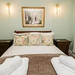 بيت للعطل Stewart House