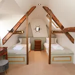 بيت للعطل Stewart House *