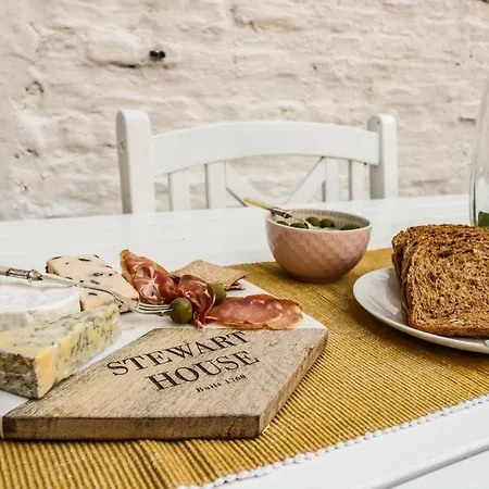 בית נופש Stewart House *