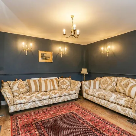 Stewart House Whitby